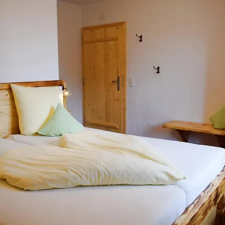Farm stay Marksteinhof Seeon-Seebruck
