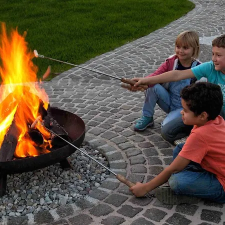 Farm stay Marksteinhof *