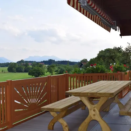 Marksteinhof Farm stay *